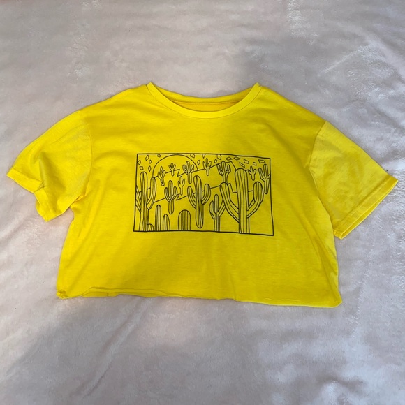 SHEIN Tops - cactus crop top